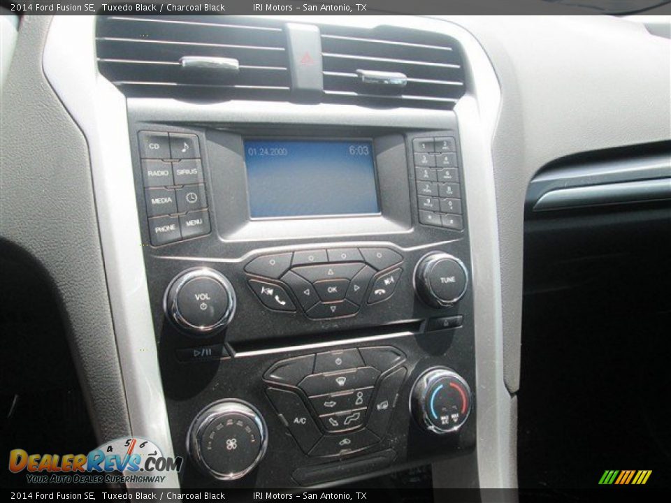 2014 Ford Fusion SE Tuxedo Black / Charcoal Black Photo #11