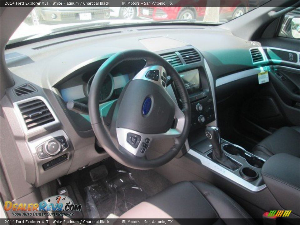 2014 Ford Explorer XLT White Platinum / Charcoal Black Photo #10