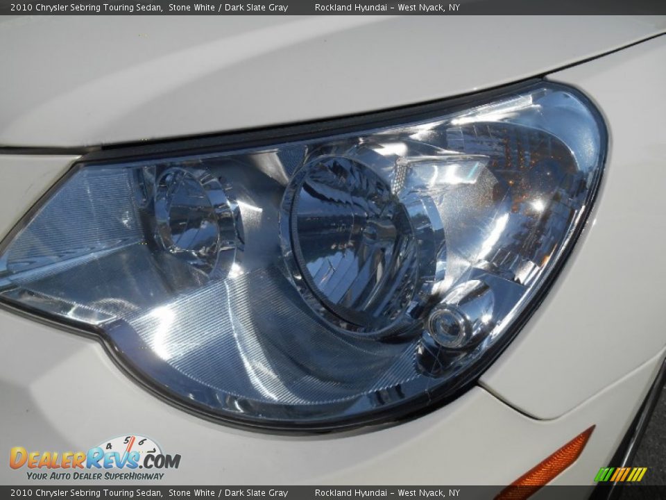 2010 Chrysler Sebring Touring Sedan Stone White / Dark Slate Gray Photo #26