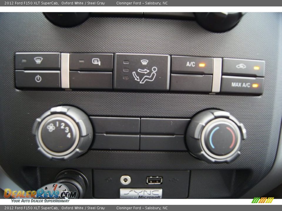 2012 Ford F150 XLT SuperCab Oxford White / Steel Gray Photo #32