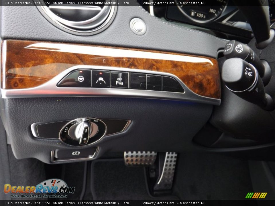 Controls of 2015 Mercedes-Benz S 550 4Matic Sedan Photo #18
