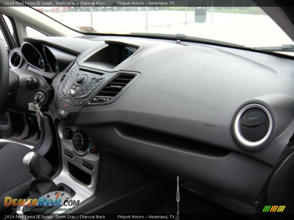 2014 Ford Fiesta SE Sedan Storm Gray / Charcoal Black Photo #18