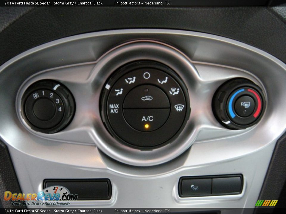 2014 Ford Fiesta SE Sedan Storm Gray / Charcoal Black Photo #29