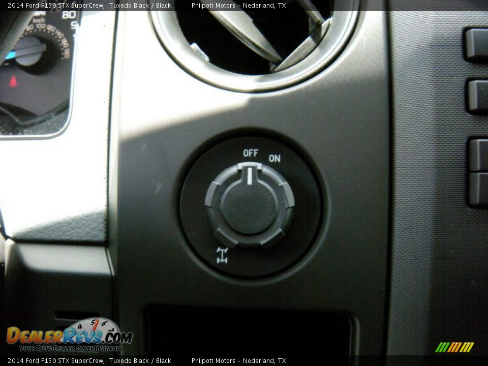 2014 Ford F150 STX SuperCrew Tuxedo Black / Black Photo #31
