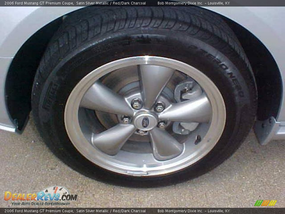 2006 Ford Mustang GT Premium Coupe Satin Silver Metallic / Red/Dark Charcoal Photo #4
