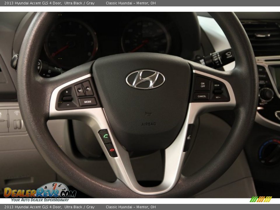 2013 Hyundai Accent GLS 4 Door Ultra Black / Gray Photo #6