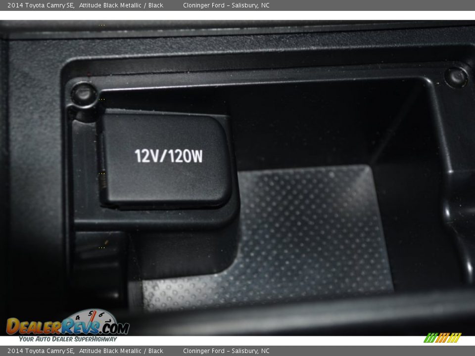 2014 Toyota Camry SE Attitude Black Metallic / Black Photo #25