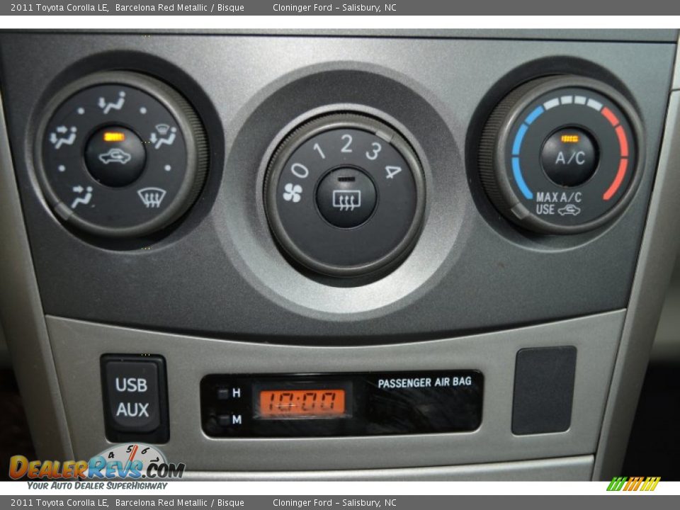 2011 Toyota Corolla LE Barcelona Red Metallic / Bisque Photo #20