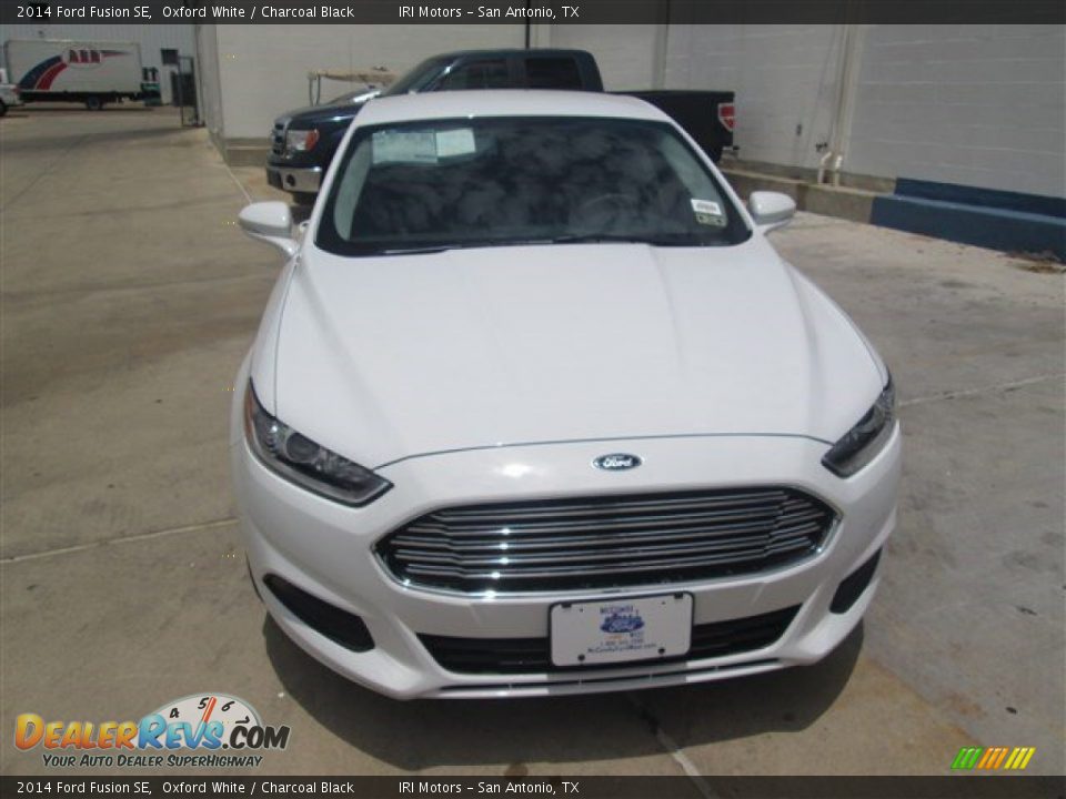 2014 Ford Fusion SE Oxford White / Charcoal Black Photo #2