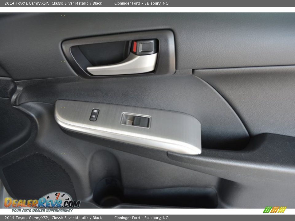 2014 Toyota Camry XSP Classic Silver Metallic / Black Photo #14