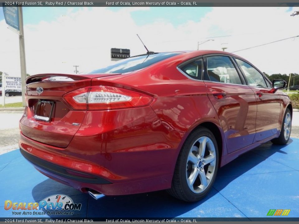 2014 Ford Fusion SE Ruby Red / Charcoal Black Photo #3