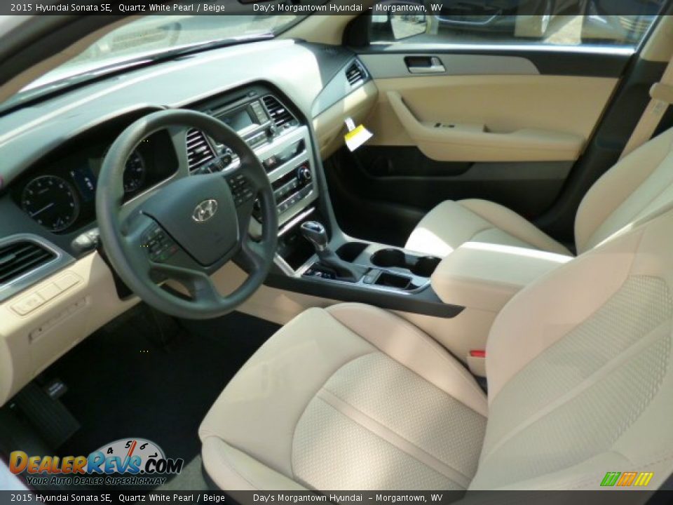 Beige Interior - 2015 Hyundai Sonata SE Photo #16