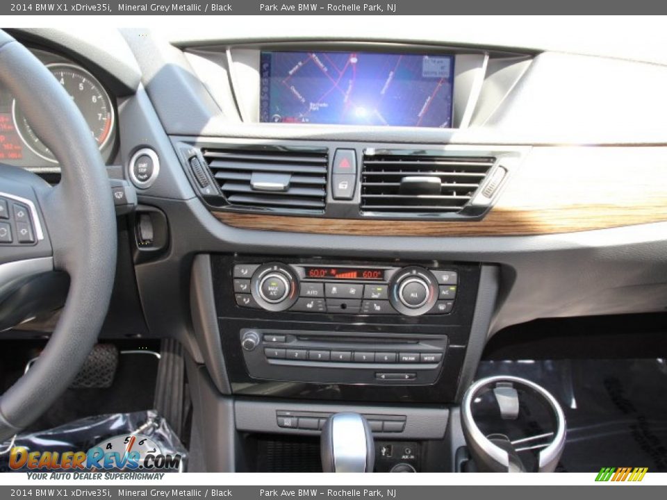 Controls of 2014 BMW X1 xDrive35i Photo #15