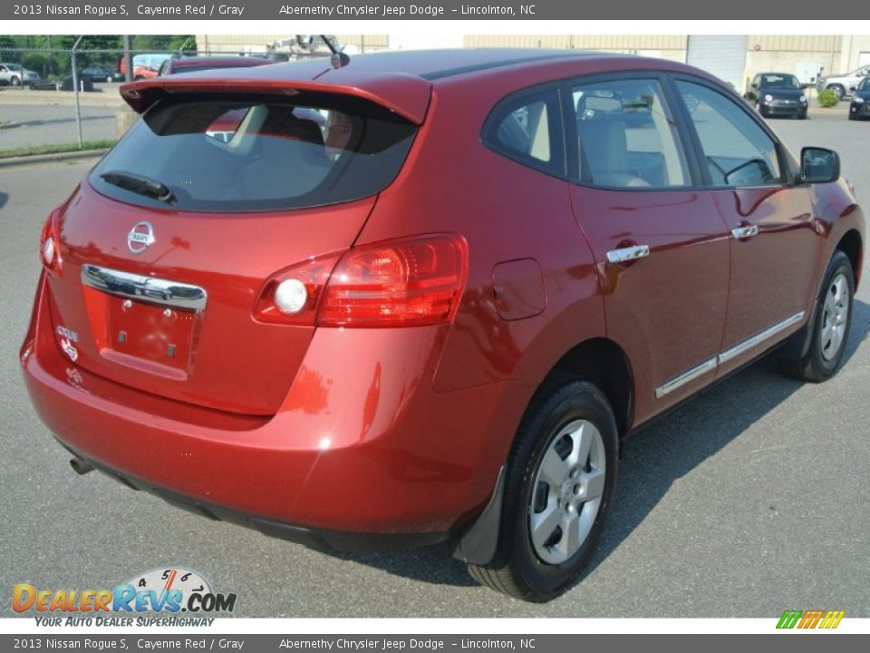 2013 Nissan Rogue S Cayenne Red / Gray Photo #5