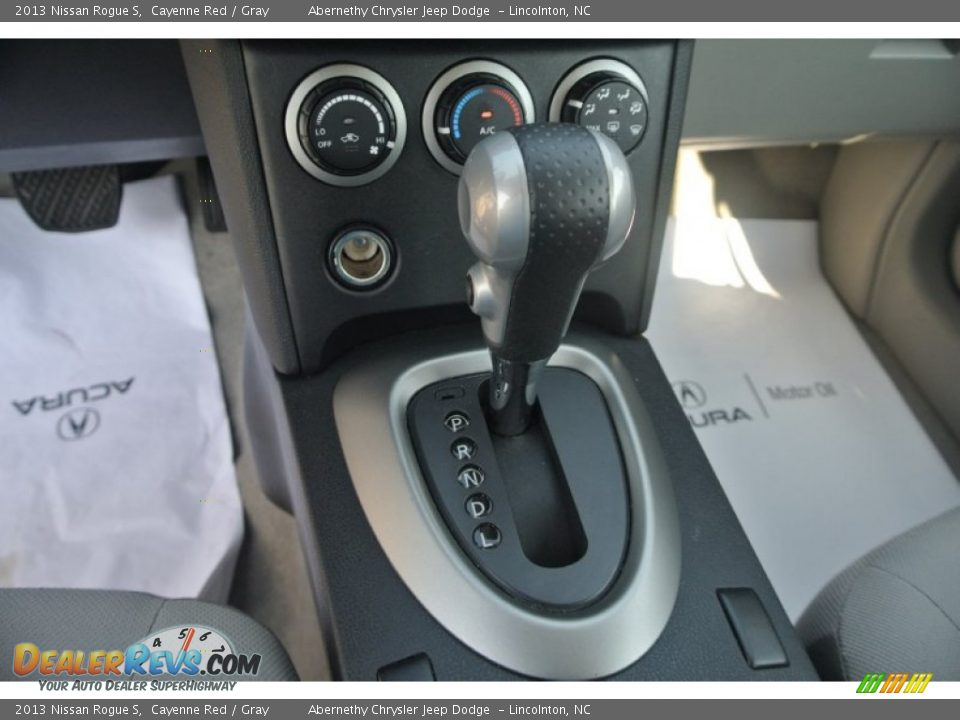 2013 Nissan Rogue S Cayenne Red / Gray Photo #13