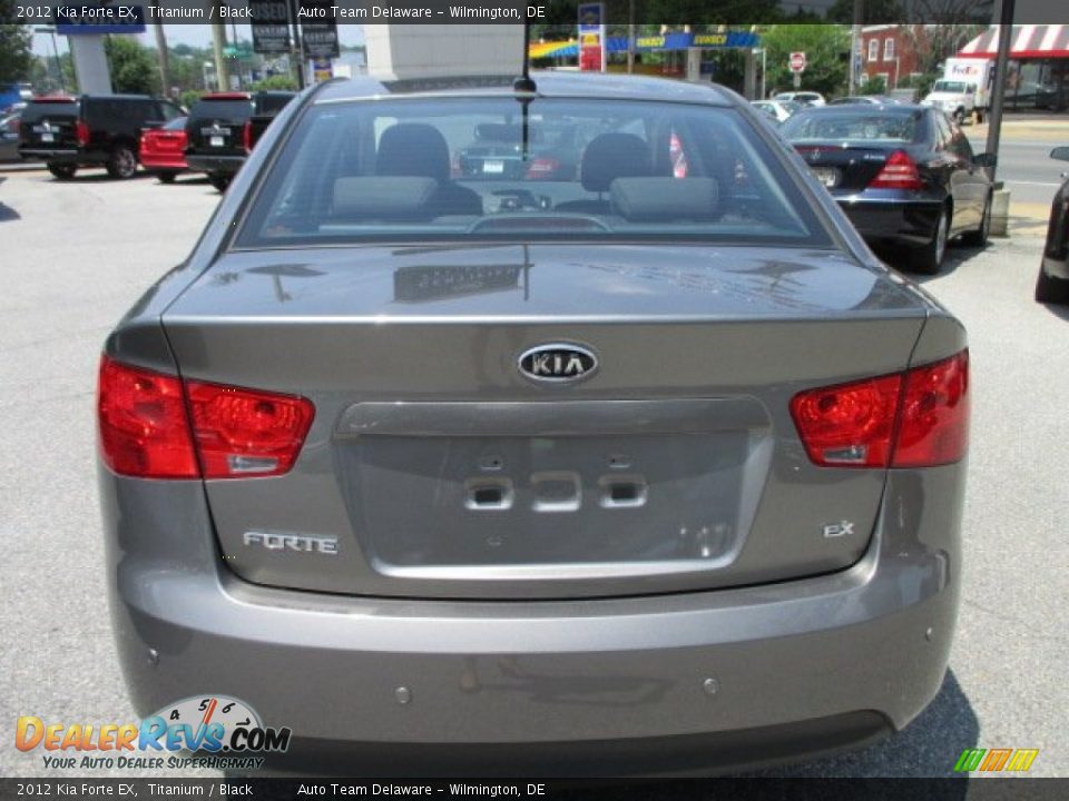 2012 Kia Forte EX Titanium / Black Photo #5