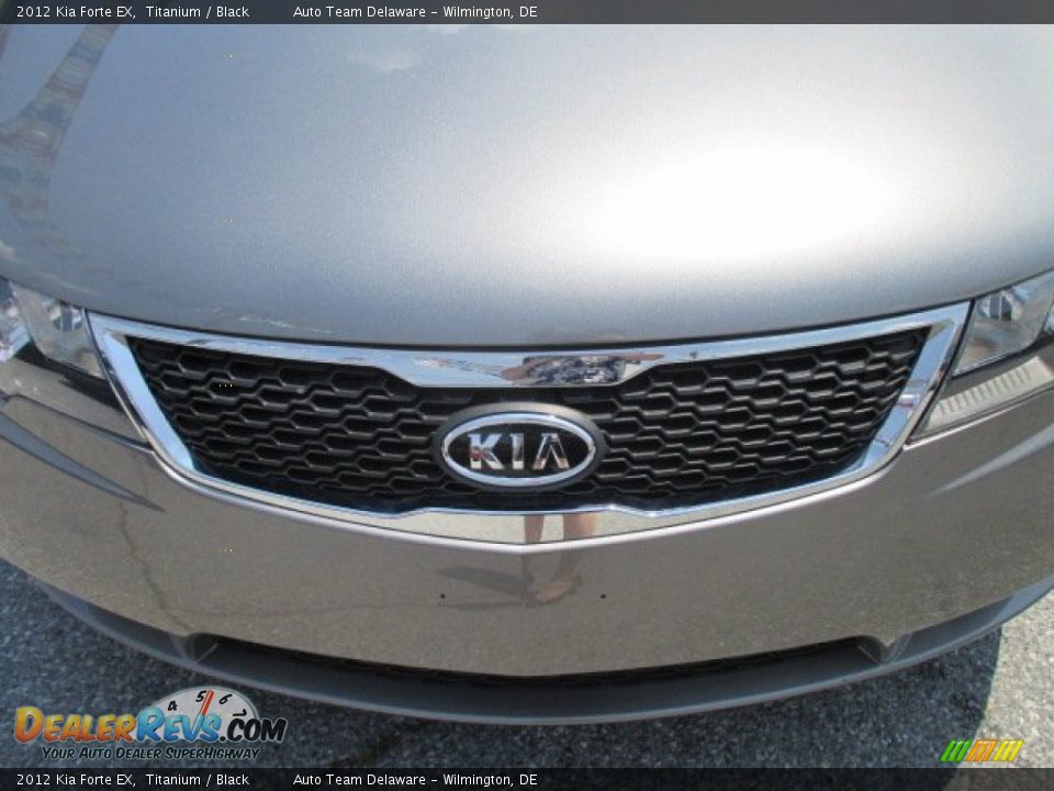 2012 Kia Forte EX Titanium / Black Photo #26