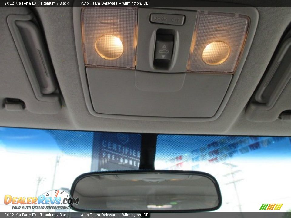2012 Kia Forte EX Titanium / Black Photo #36