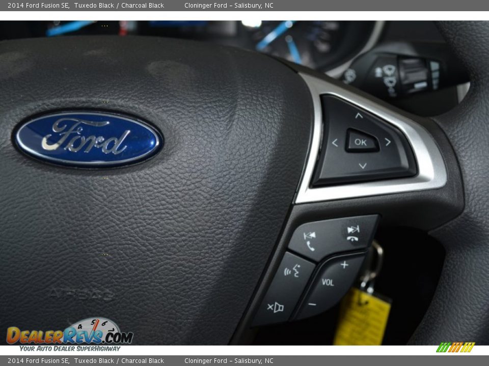 2014 Ford Fusion SE Tuxedo Black / Charcoal Black Photo #19