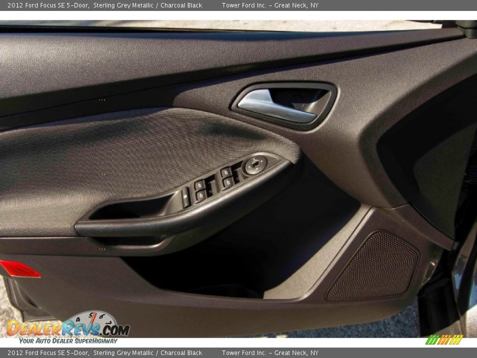 2012 Ford Focus SE 5-Door Sterling Grey Metallic / Charcoal Black Photo #12