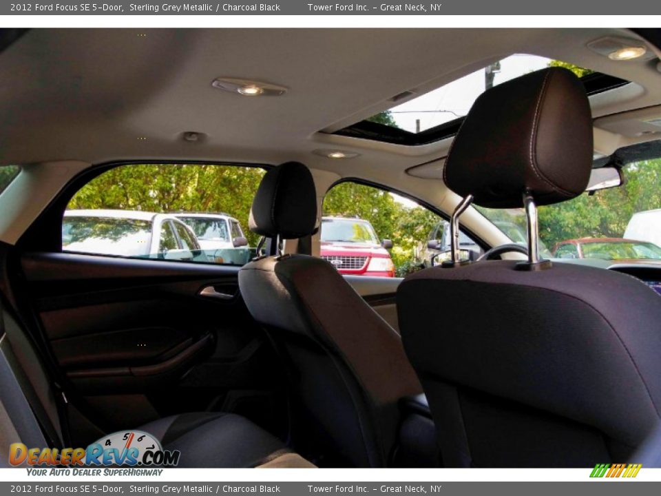 2012 Ford Focus SE 5-Door Sterling Grey Metallic / Charcoal Black Photo #28