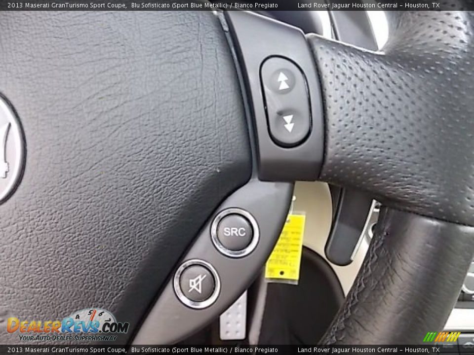 Controls of 2013 Maserati GranTurismo Sport Coupe Photo #15