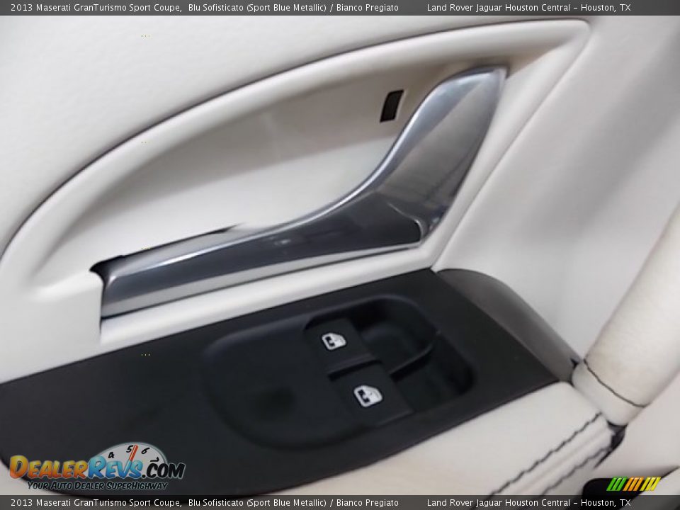 2013 Maserati GranTurismo Sport Coupe Blu Sofisticato (Sport Blue Metallic) / Bianco Pregiato Photo #32