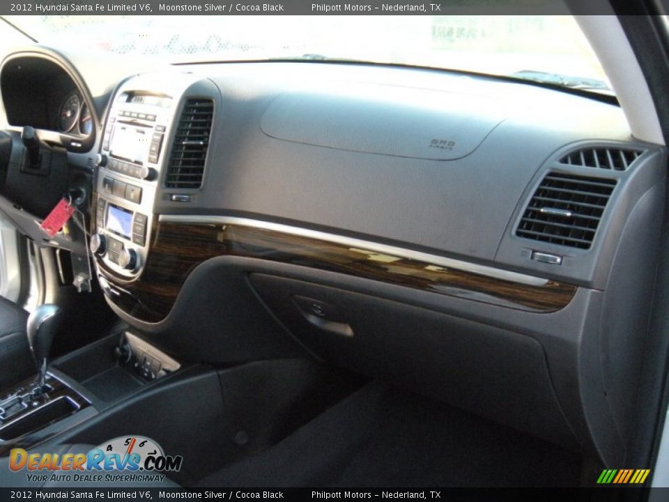 2012 Hyundai Santa Fe Limited V6 Moonstone Silver / Cocoa Black Photo #26