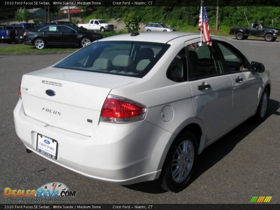 2010 Ford Focus SE Sedan White Suede / Medium Stone Photo #7