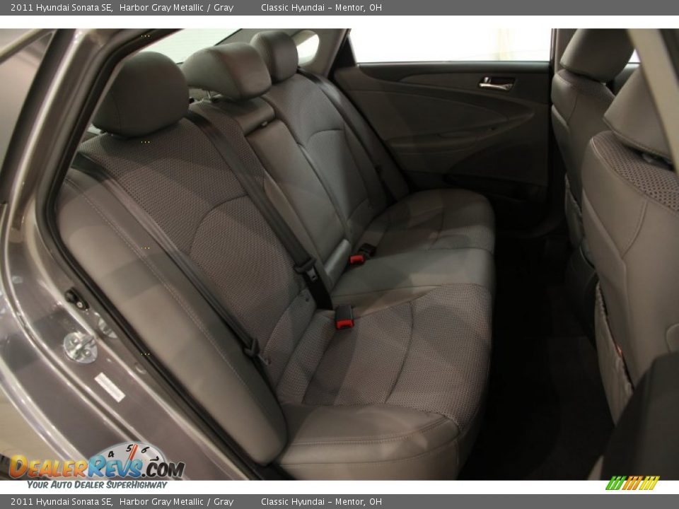 2011 Hyundai Sonata SE Harbor Gray Metallic / Gray Photo #16
