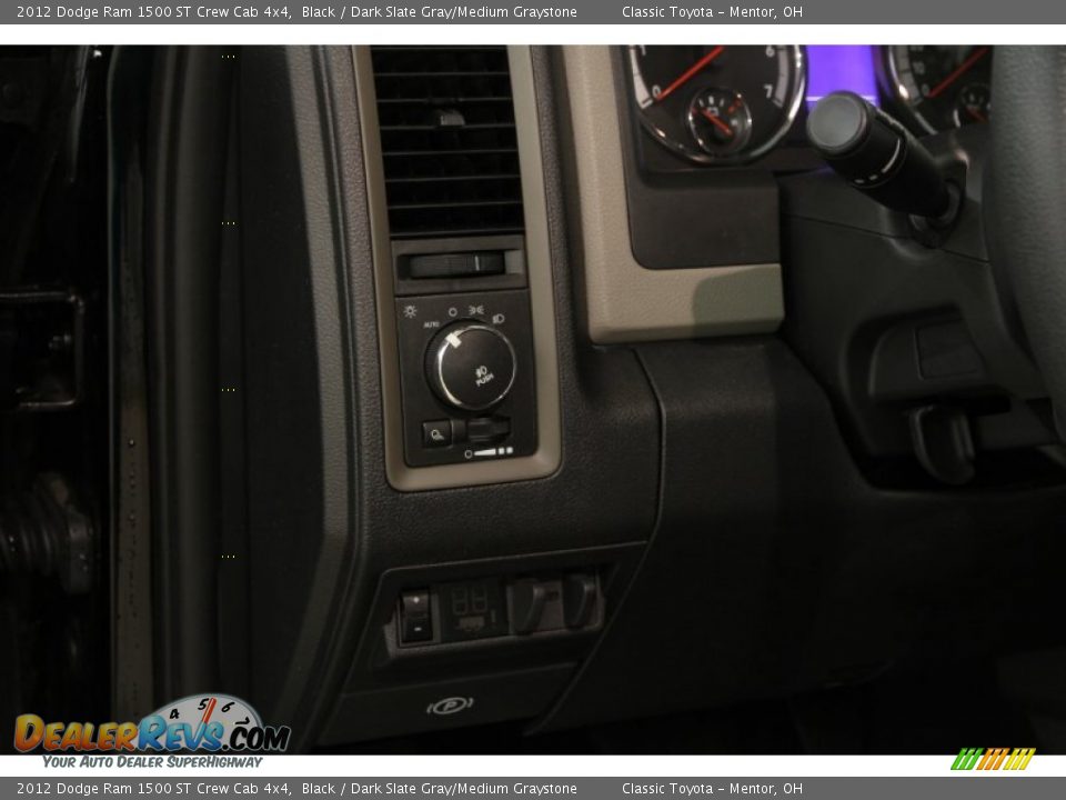2012 Dodge Ram 1500 ST Crew Cab 4x4 Black / Dark Slate Gray/Medium Graystone Photo #5
