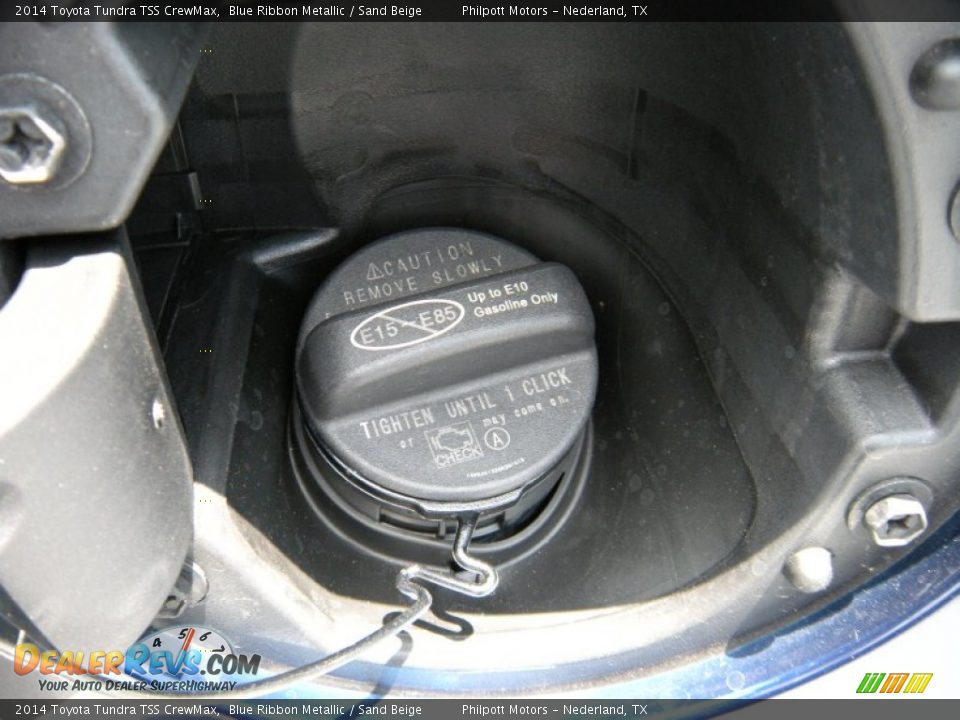 2014 Toyota Tundra TSS CrewMax Blue Ribbon Metallic / Sand Beige Photo #17