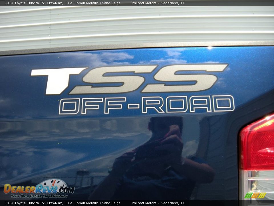 2014 Toyota Tundra TSS CrewMax Blue Ribbon Metallic / Sand Beige Photo #18