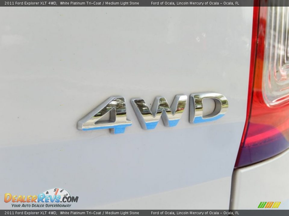 2011 Ford Explorer XLT 4WD White Platinum Tri-Coat / Medium Light Stone Photo #11
