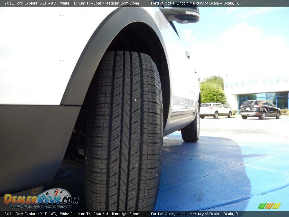 2011 Ford Explorer XLT 4WD White Platinum Tri-Coat / Medium Light Stone Photo #13