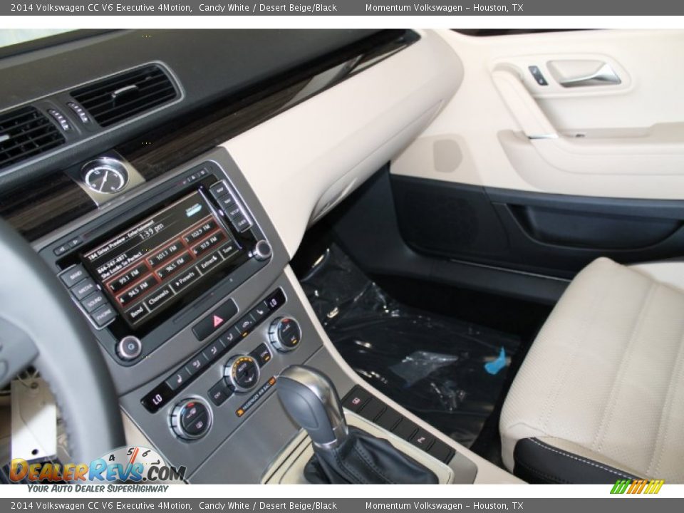 2014 Volkswagen CC V6 Executive 4Motion Candy White / Desert Beige/Black Photo #16