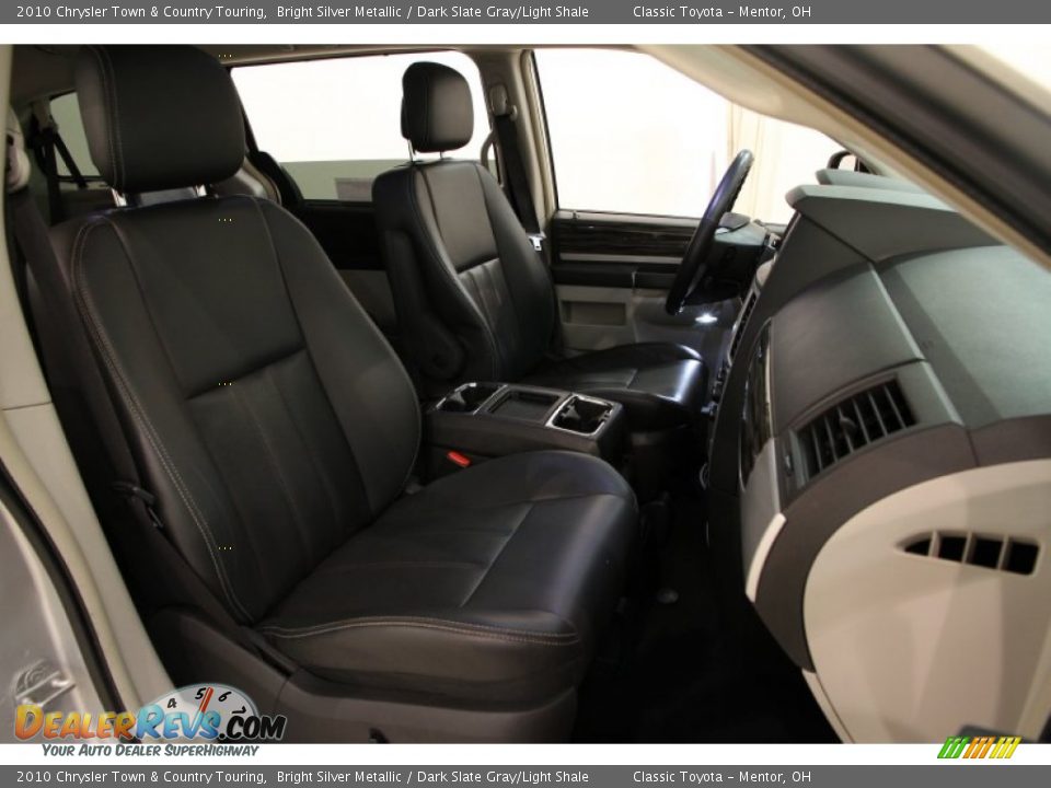 2010 Chrysler Town & Country Touring Bright Silver Metallic / Dark Slate Gray/Light Shale Photo #17