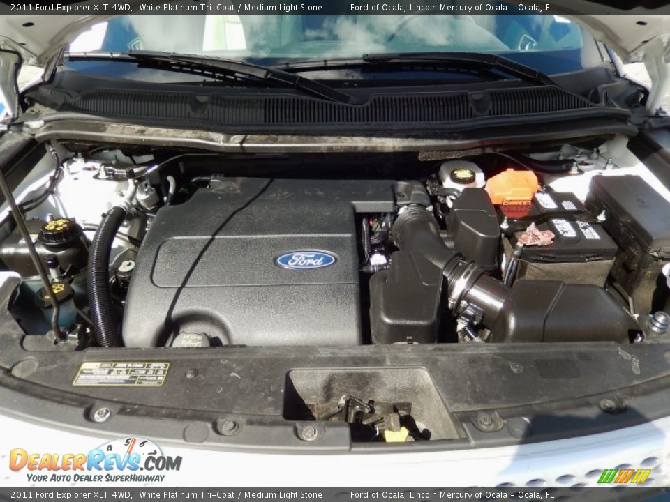 2011 Ford Explorer XLT 4WD White Platinum Tri-Coat / Medium Light Stone Photo #30