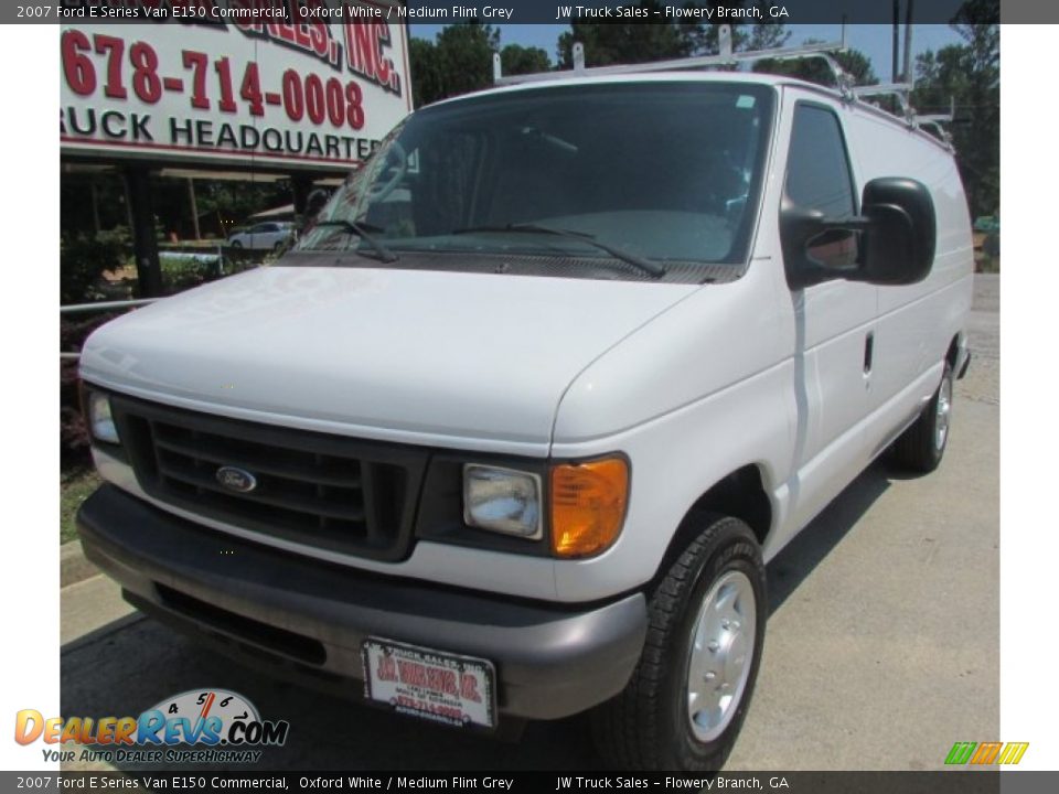 2007 Ford E Series Van E150 Commercial Oxford White / Medium Flint Grey Photo #1