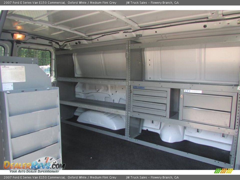 2007 Ford E Series Van E150 Commercial Oxford White / Medium Flint Grey Photo #26