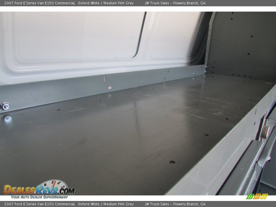 2007 Ford E Series Van E150 Commercial Oxford White / Medium Flint Grey Photo #30