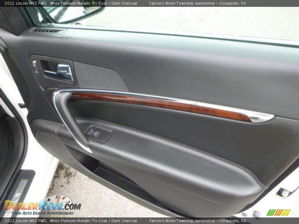 2012 Lincoln MKZ FWD White Platinum Metallic Tri-Coat / Dark Charcoal Photo #13