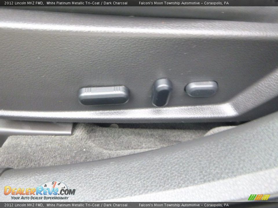2012 Lincoln MKZ FWD White Platinum Metallic Tri-Coat / Dark Charcoal Photo #20