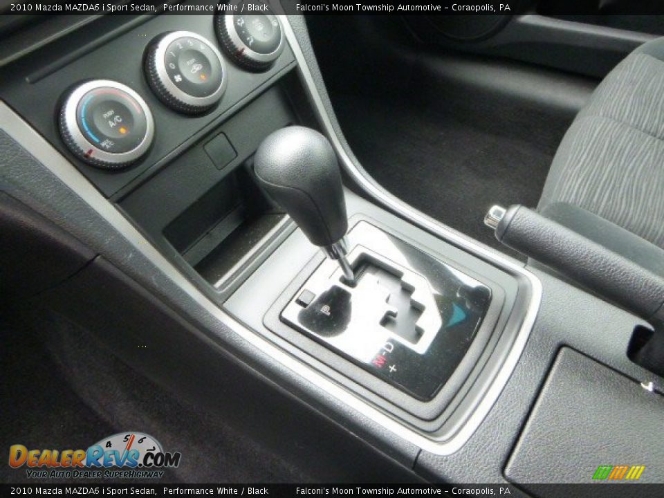 2010 Mazda MAZDA6 i Sport Sedan Shifter Photo #21