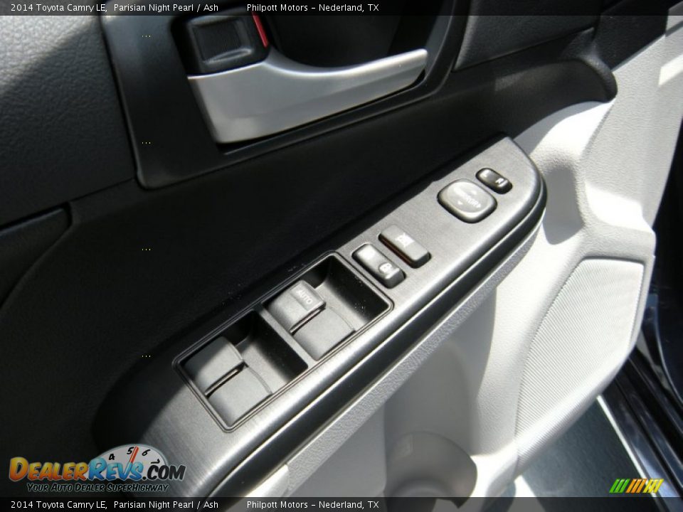 2014 Toyota Camry LE Parisian Night Pearl / Ash Photo #22