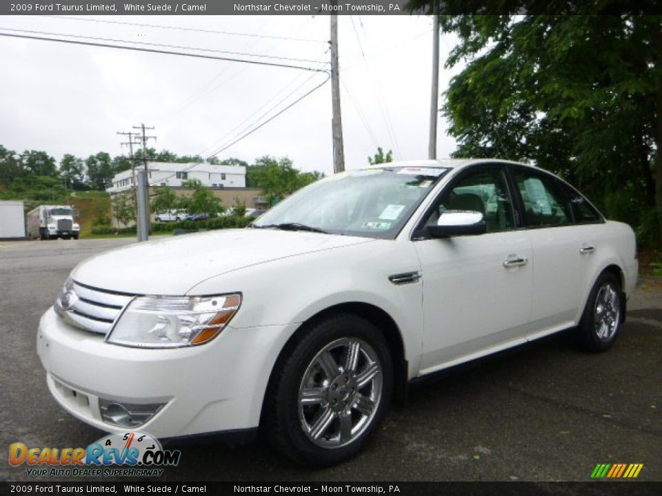 Front 3/4 View of 2009 Ford Taurus Limited Photo #1