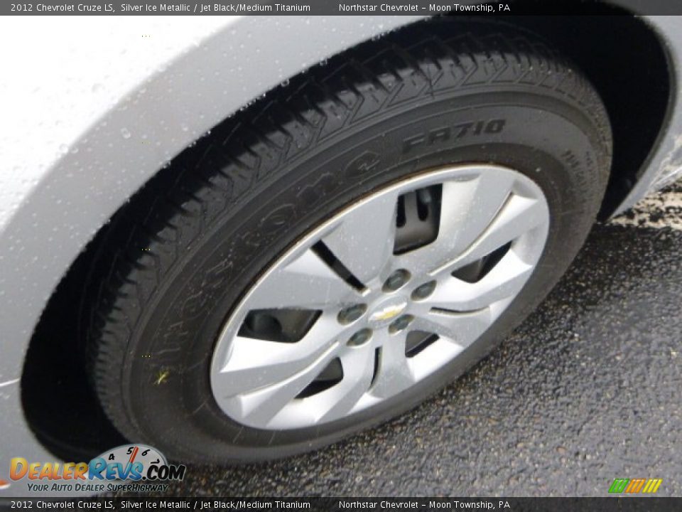 2012 Chevrolet Cruze LS Silver Ice Metallic / Jet Black/Medium Titanium Photo #9