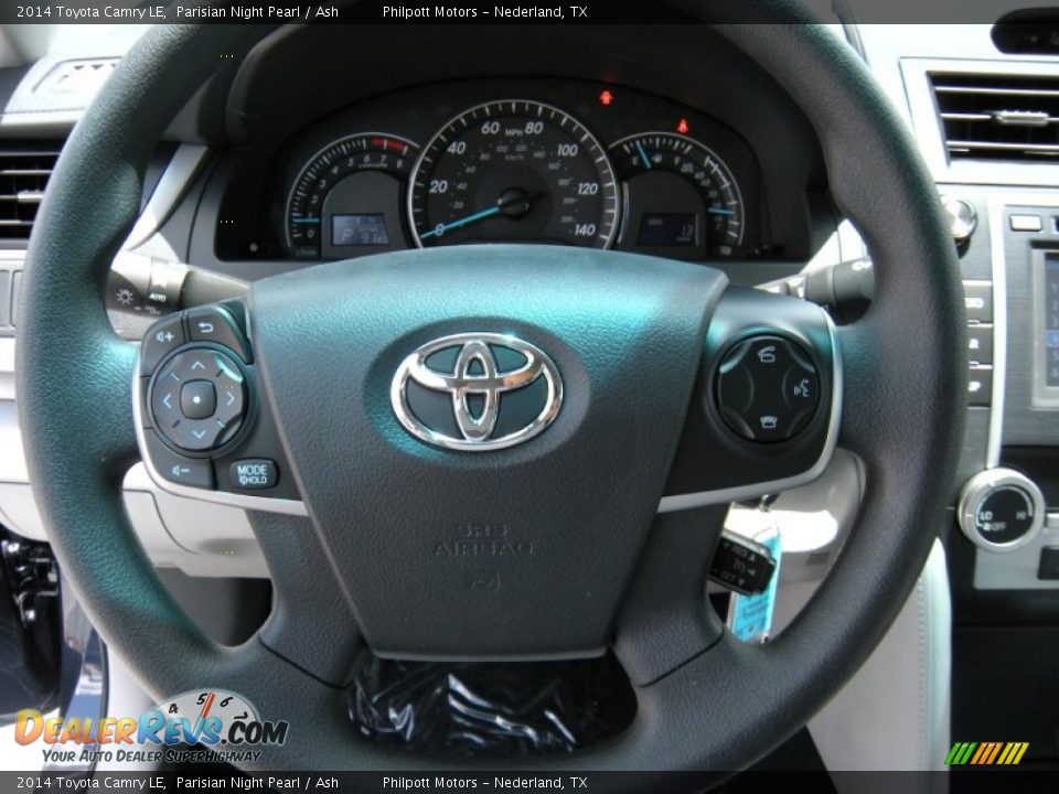 2014 Toyota Camry LE Parisian Night Pearl / Ash Photo #30