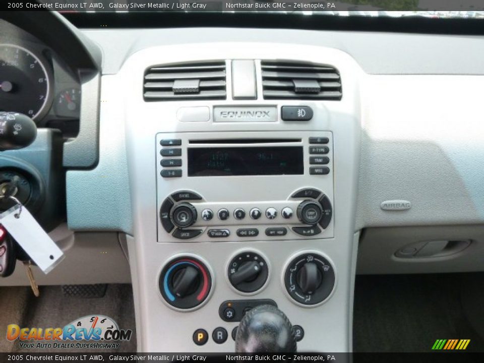2005 Chevrolet Equinox LT AWD Galaxy Silver Metallic / Light Gray Photo #16