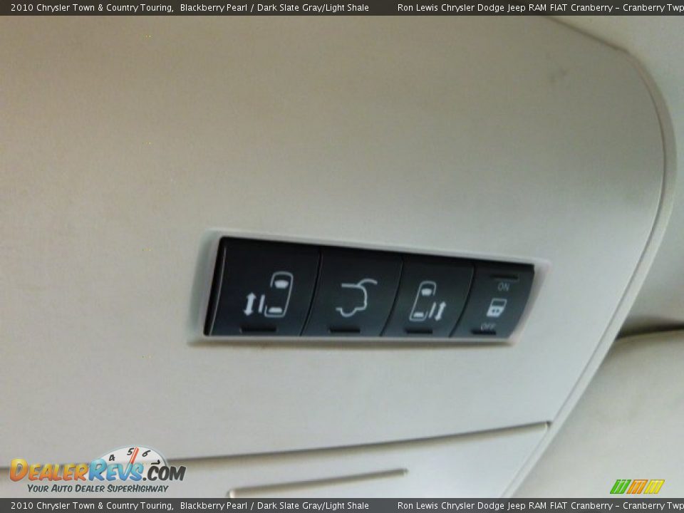 2010 Chrysler Town & Country Touring Blackberry Pearl / Dark Slate Gray/Light Shale Photo #15